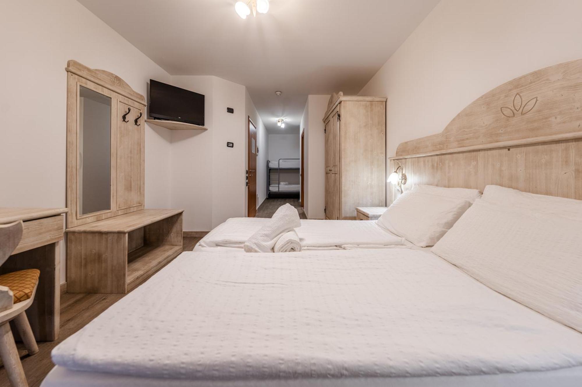 Hotel Sasso Rosso Commezzadura Δωμάτιο φωτογραφία